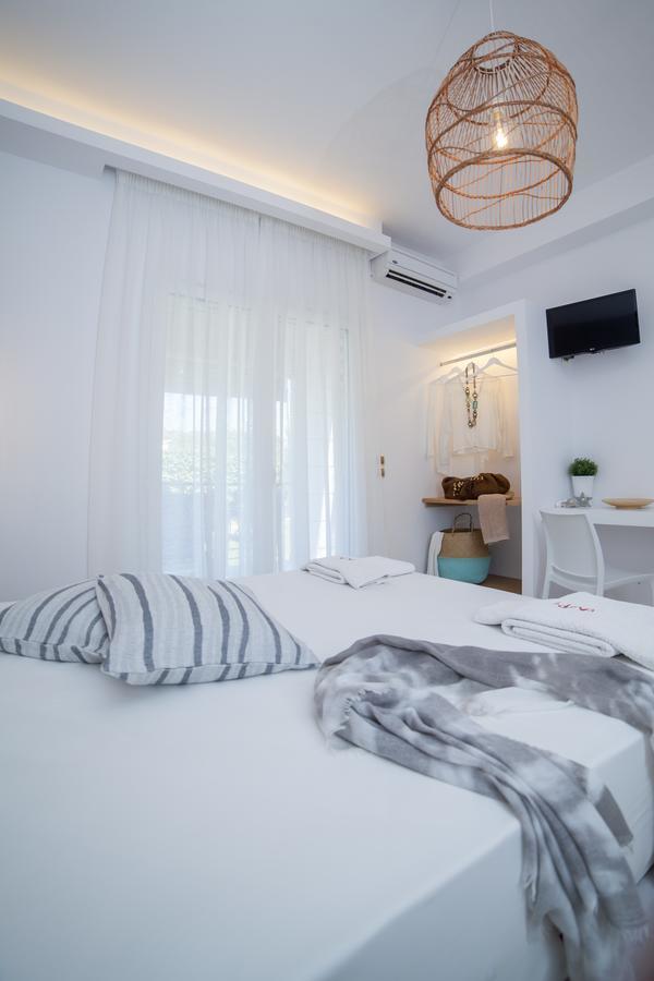 Enpy Aparthotel Finikounta Exterior photo